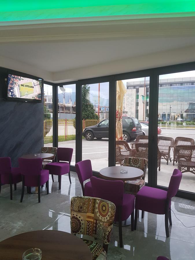 Hotel Victoria Lukavica Zewnętrze zdjęcie